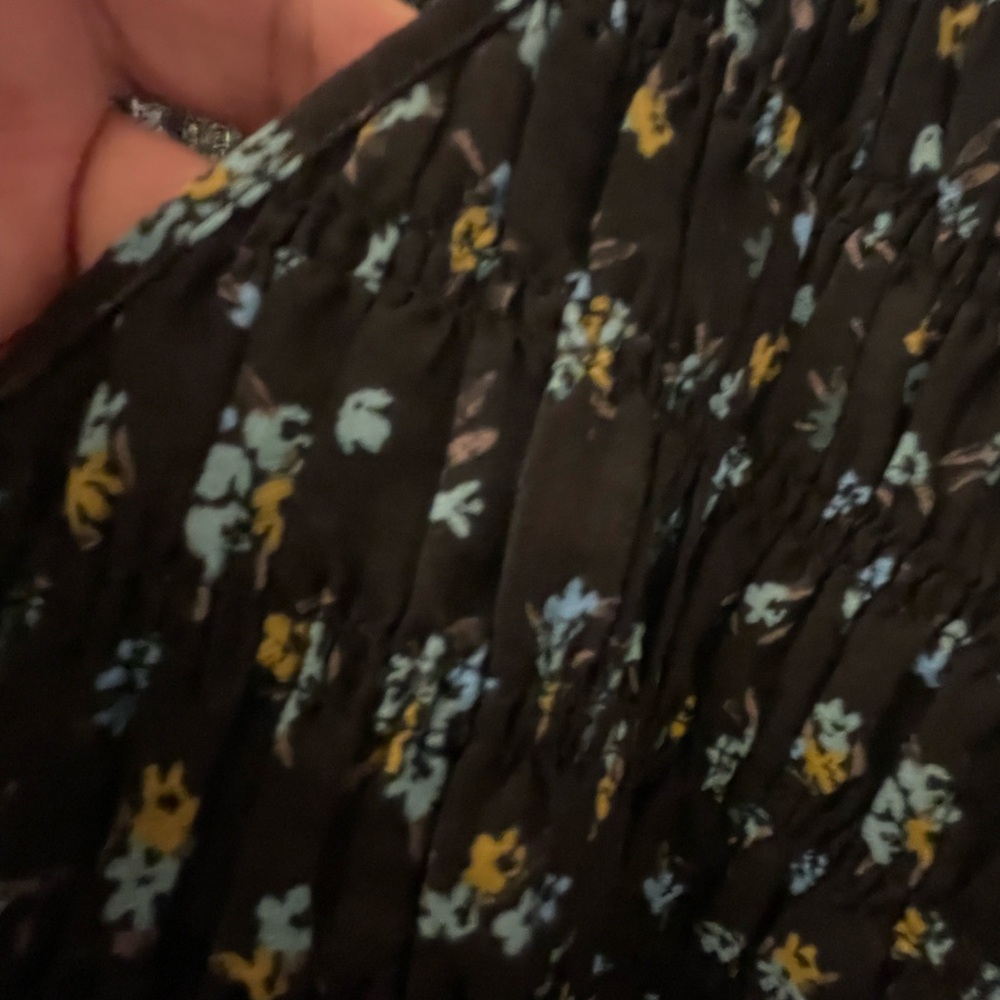 Ava And Viv Floral Top - Picture 2 of 10